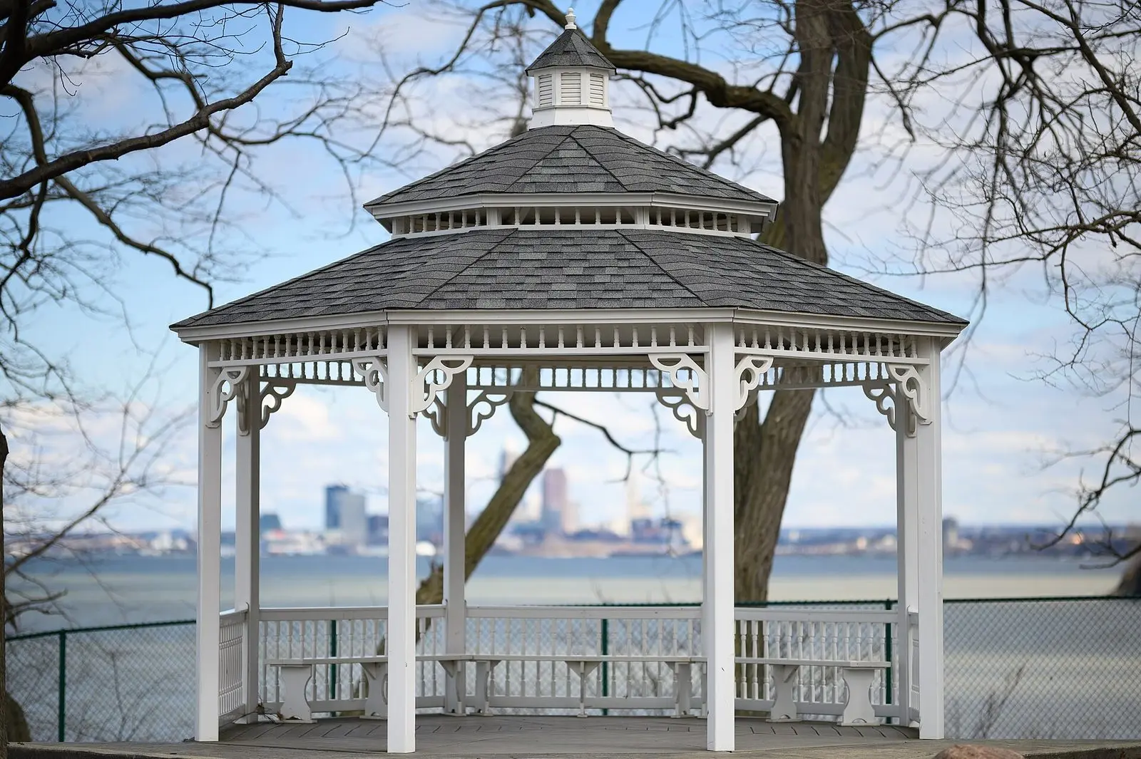 White gazebo overlooking Lake Erie in Lakewood Park
